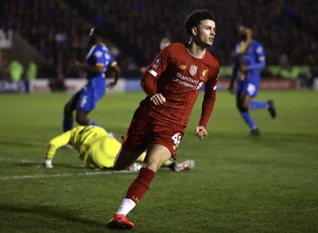 九博官方入口 -西班牙瓦伦西亚大学心理学国际硕士