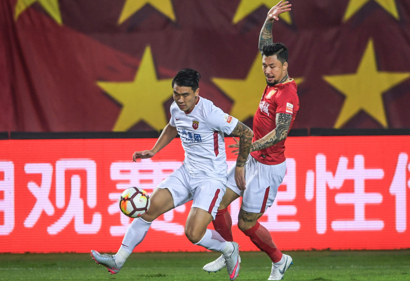 九博官方入口 -法甲赛程吃紧，辽宁本钢清晨单刀错失，引发热议，更衣室氛围转暖的简单介绍