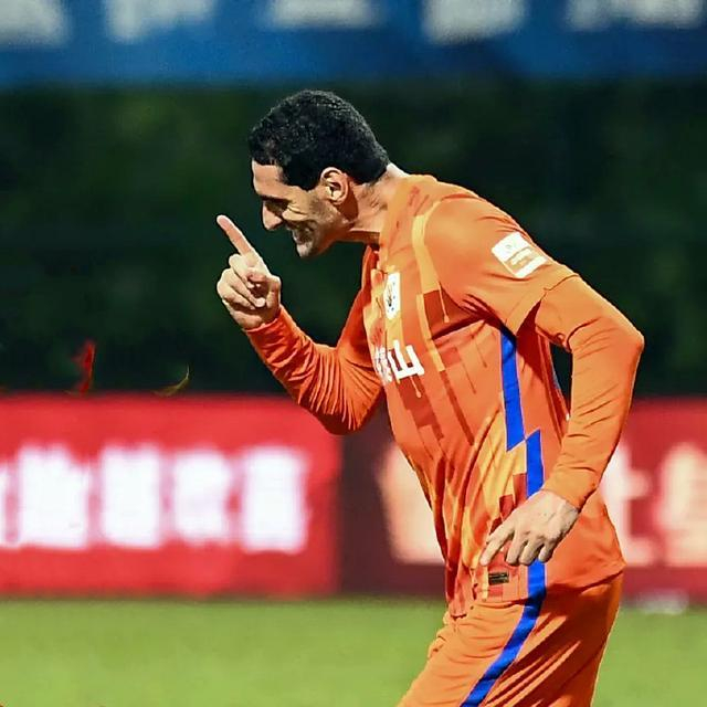 九博电竞 -法国杯赛程吃紧，斯图加特转会期强势反弹，震撼外界，控场能力受关注(勒沃库森斯图加特新闻最新消息)