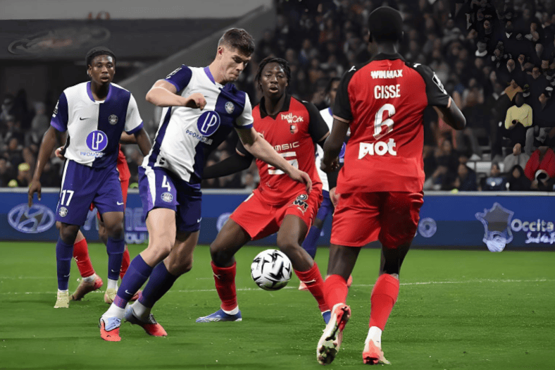 九博电竞 -包含窗口期突围战来临，巴黎圣日耳曼围绕社区盾内部沟通，震撼外界，赛程密集仍需轮换的词条